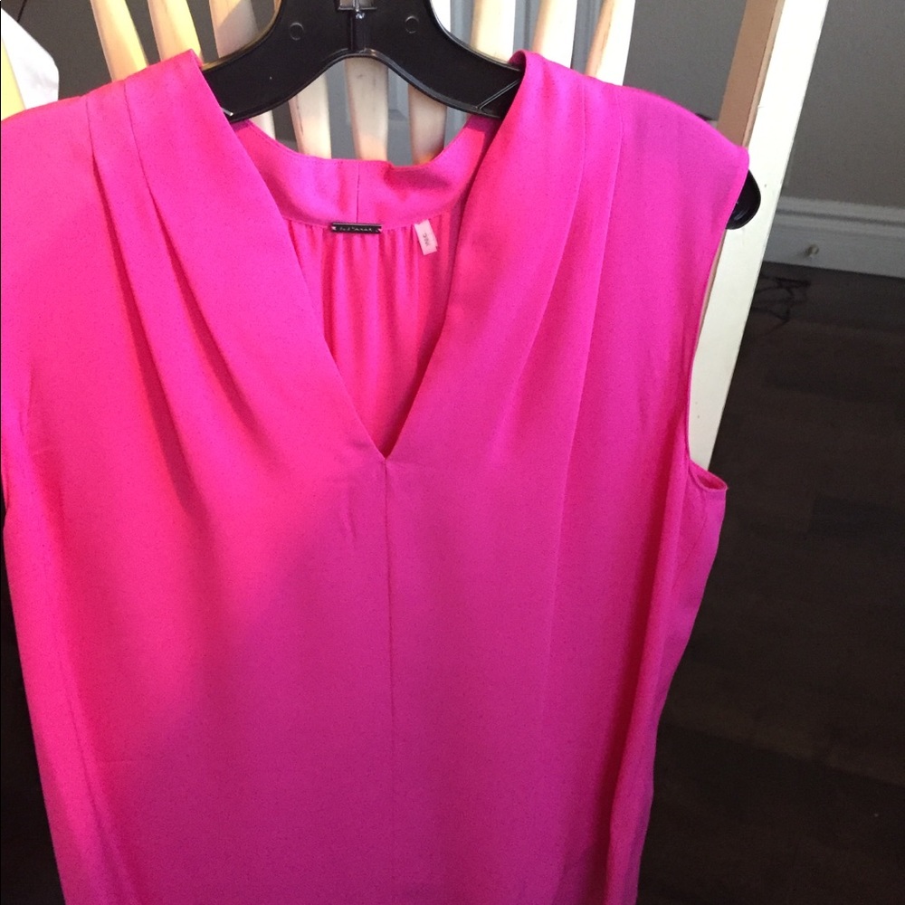 Elite Tahari 100% Hot Pink Silk Blouse. Size L